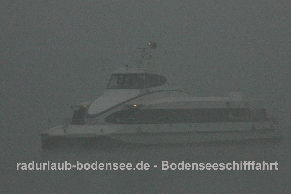 Bodenseeschifffahrt - Katamaran Konstanz-Friedrichshafen